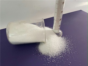 聚丙烯酰胺具有降低粘度的作用，應用於什麽工業最多？